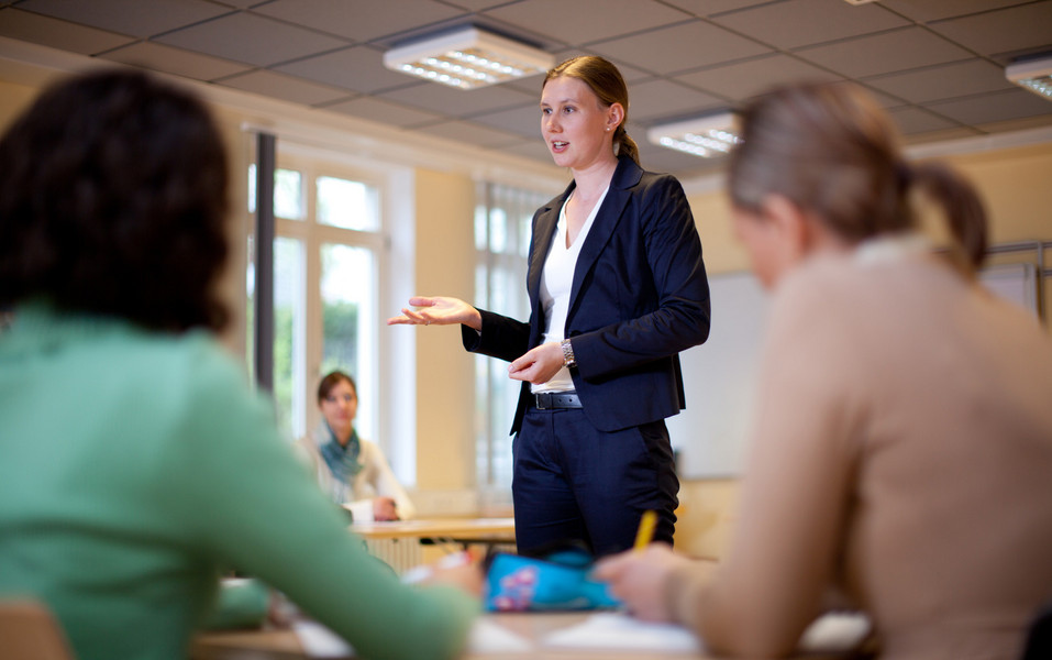 Hier geht's zur AKADEMIE